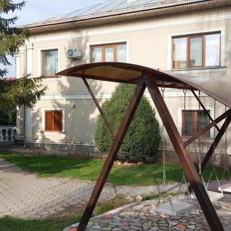 Room Hostel Dostyk Almaty Luaran gambar