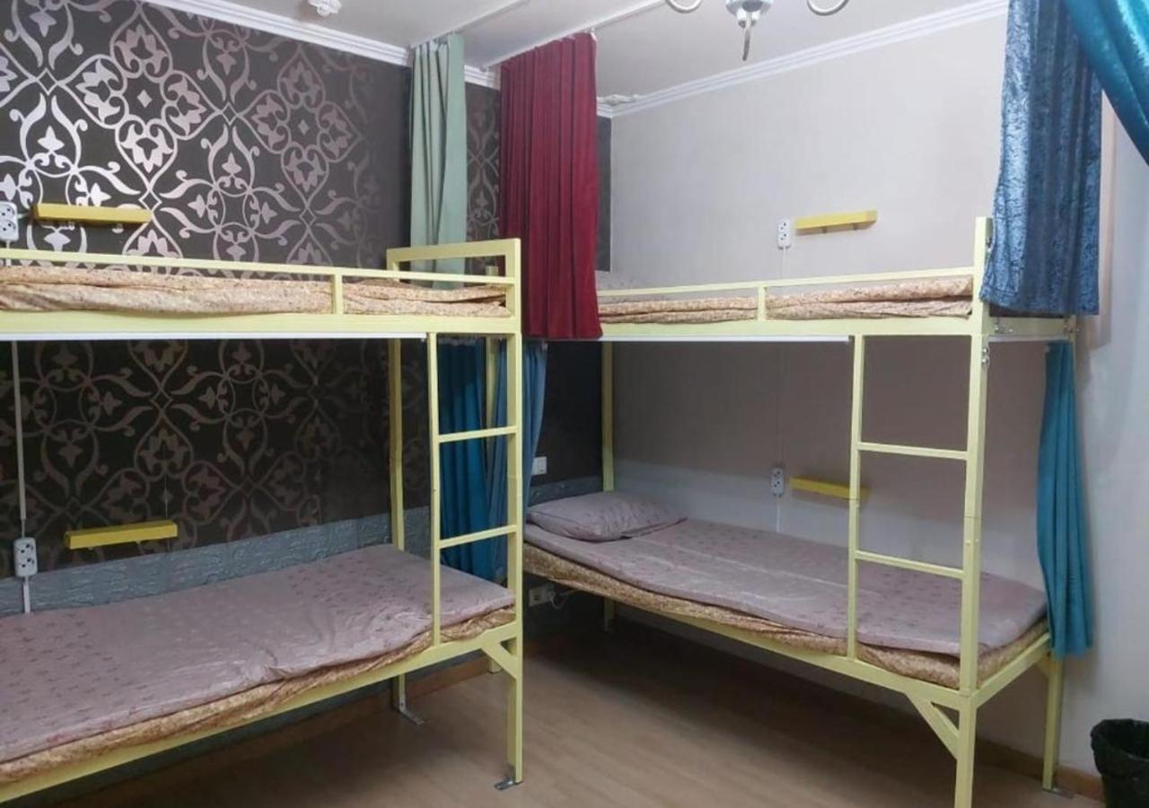 Room Hostel Dostyk Almaty Luaran gambar