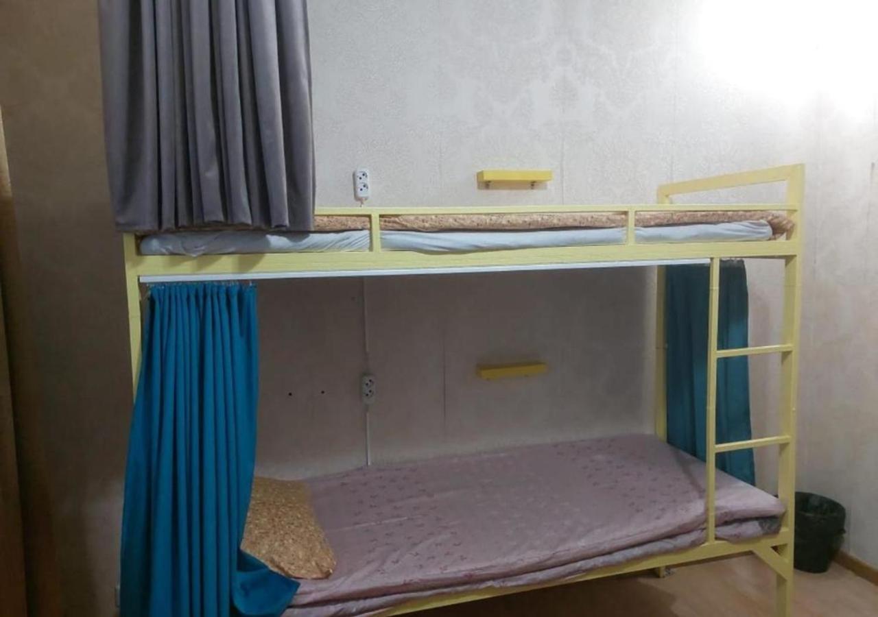 Room Hostel Dostyk Almaty Luaran gambar