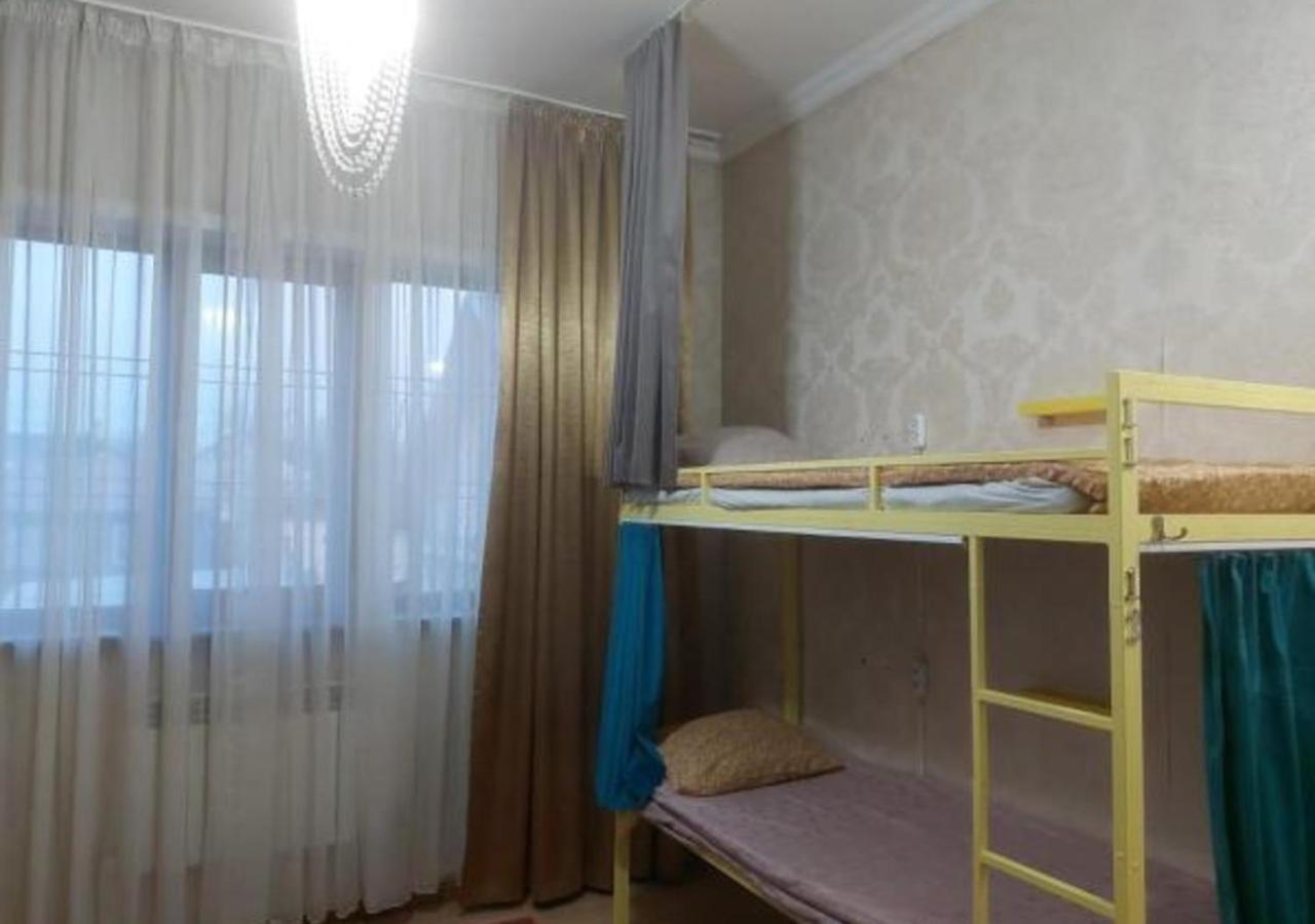 Room Hostel Dostyk Almaty Luaran gambar
