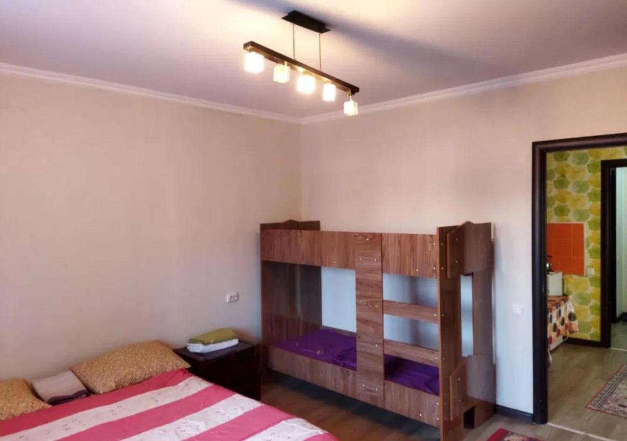 Room Hostel Dostyk Almaty Luaran gambar