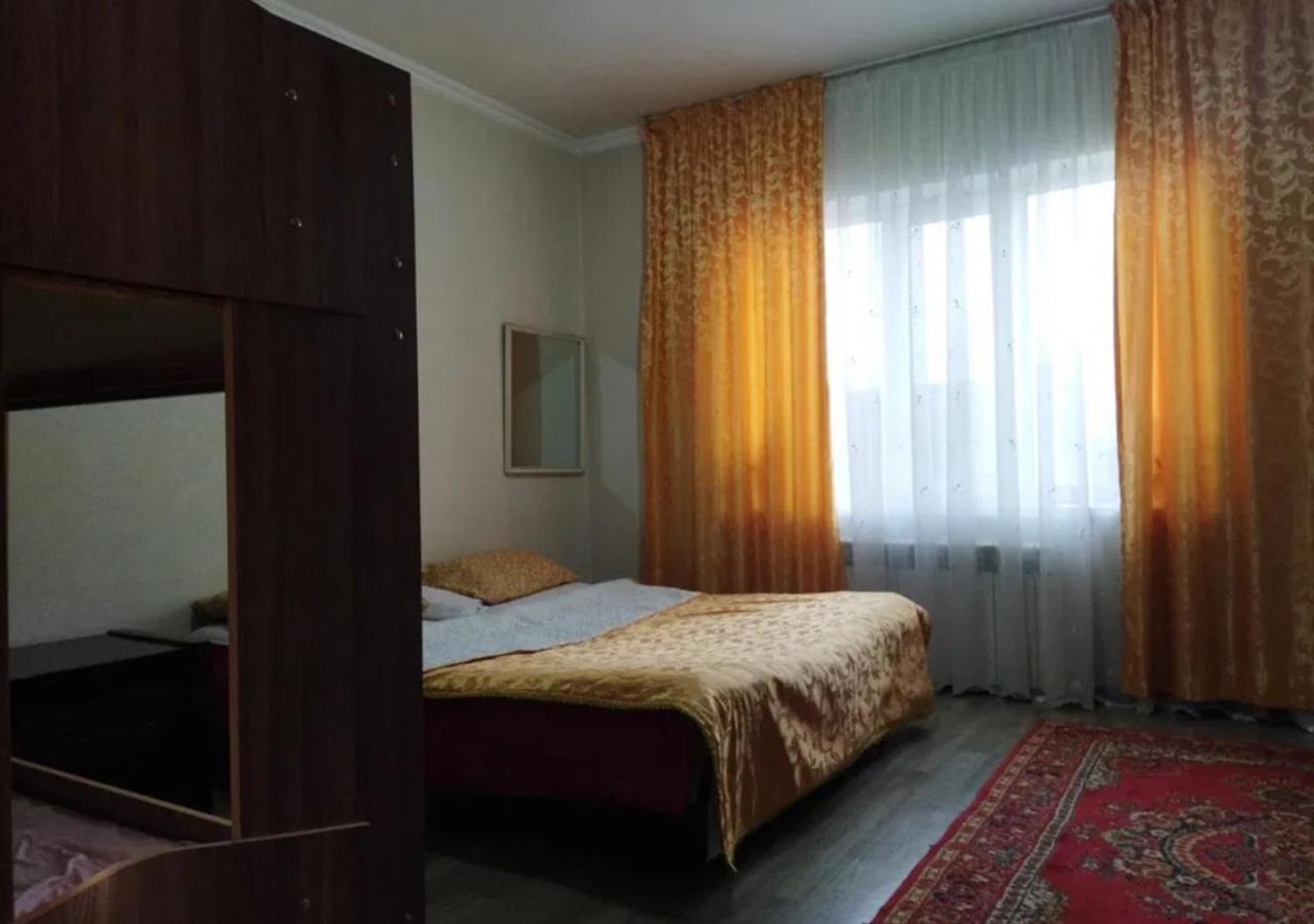 Room Hostel Dostyk Almaty Luaran gambar