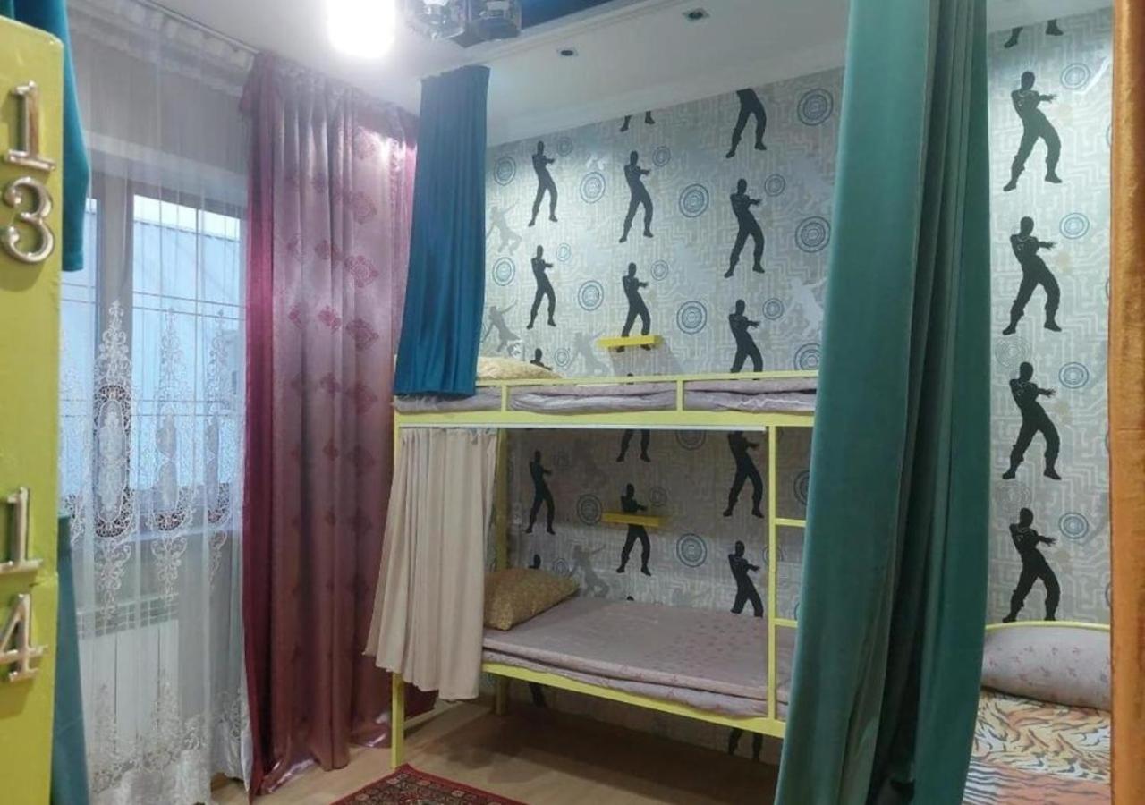 Room Hostel Dostyk Almaty Luaran gambar