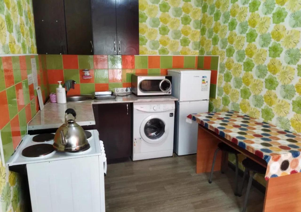 Room Hostel Dostyk Almaty Luaran gambar